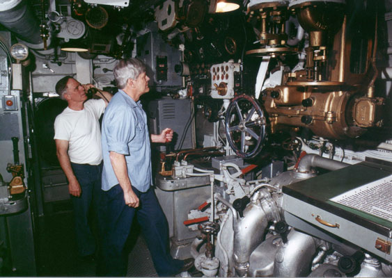 Starting engine